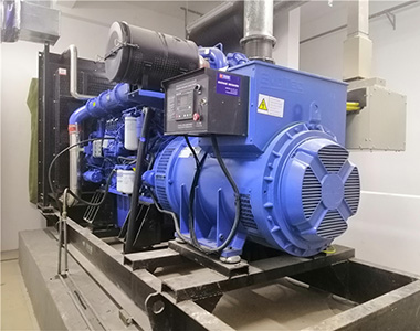 英亚体育720KW/400V陆用发电机应用于某房地产项目