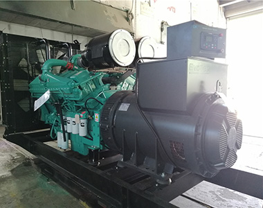 英亚体育800KW/400V陆用发电机应用于某房地产项目